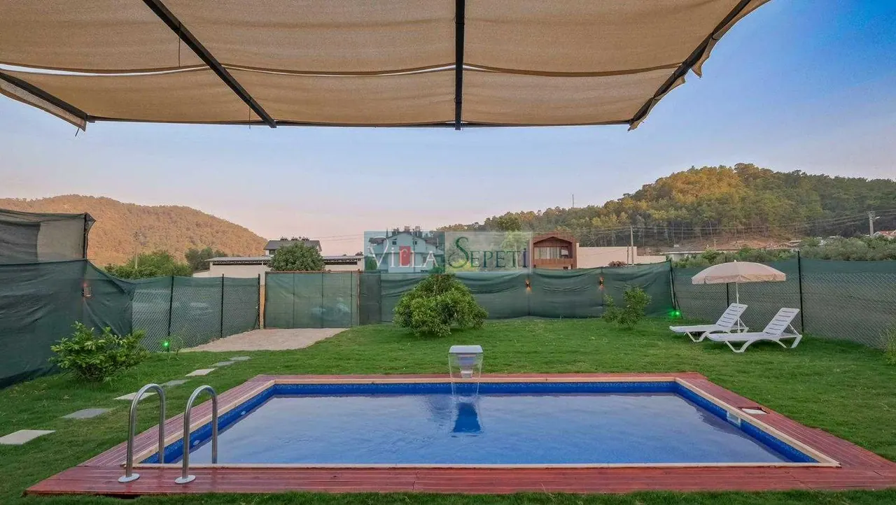 Villa Lujo Only 2 5