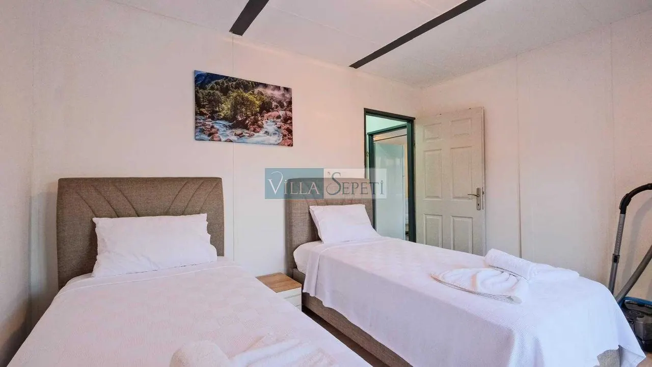 Villa Lujo Only 2 14