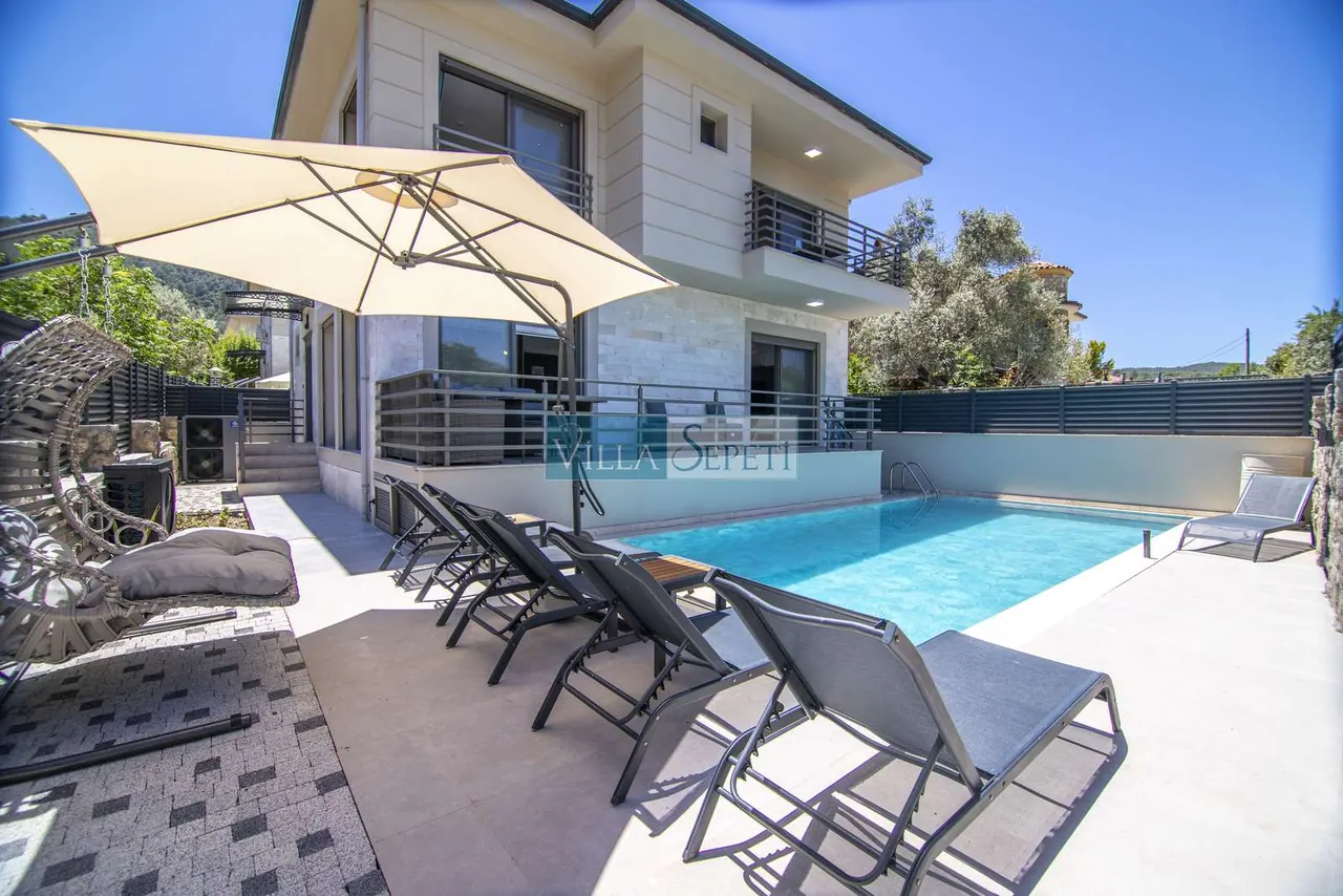 Villa Grape Home 5 1