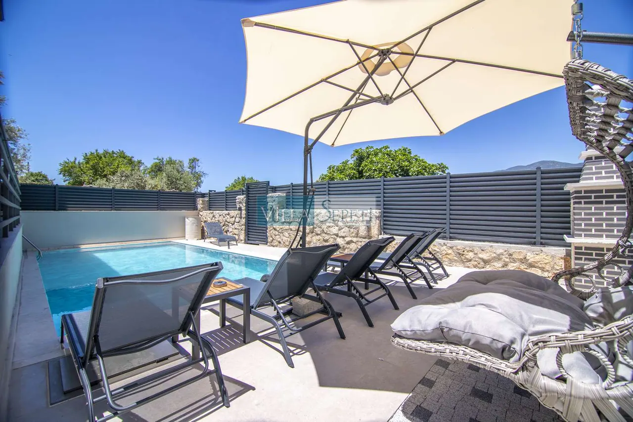 Villa Grape Home 5 3