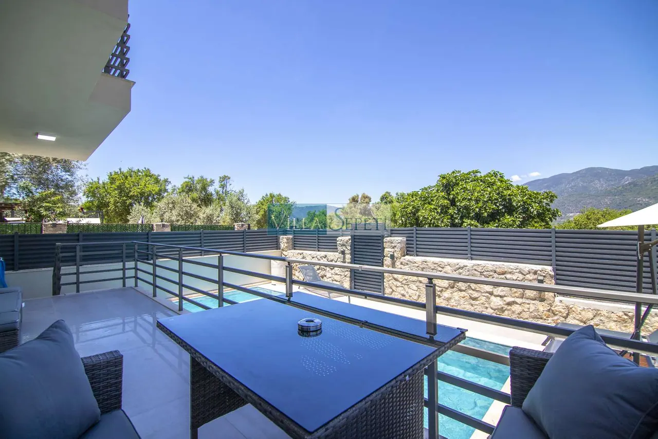Villa Grape Home 5 10