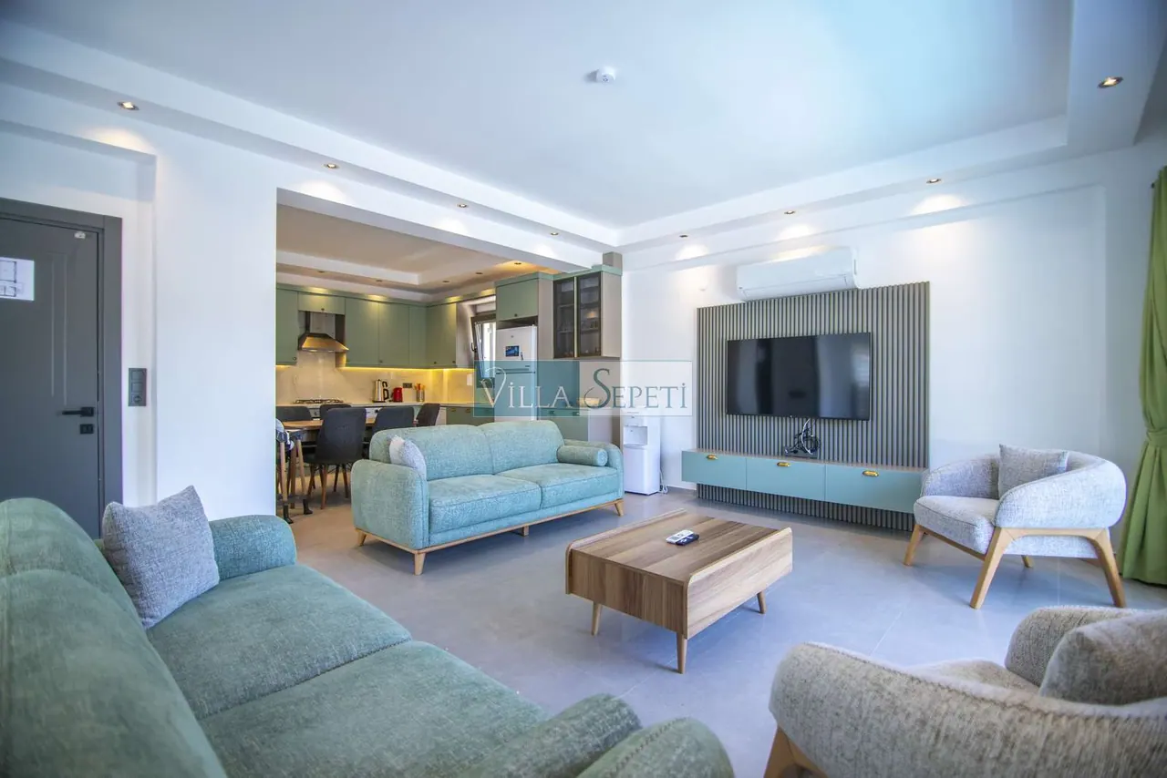 Villa Grape Home 5 14