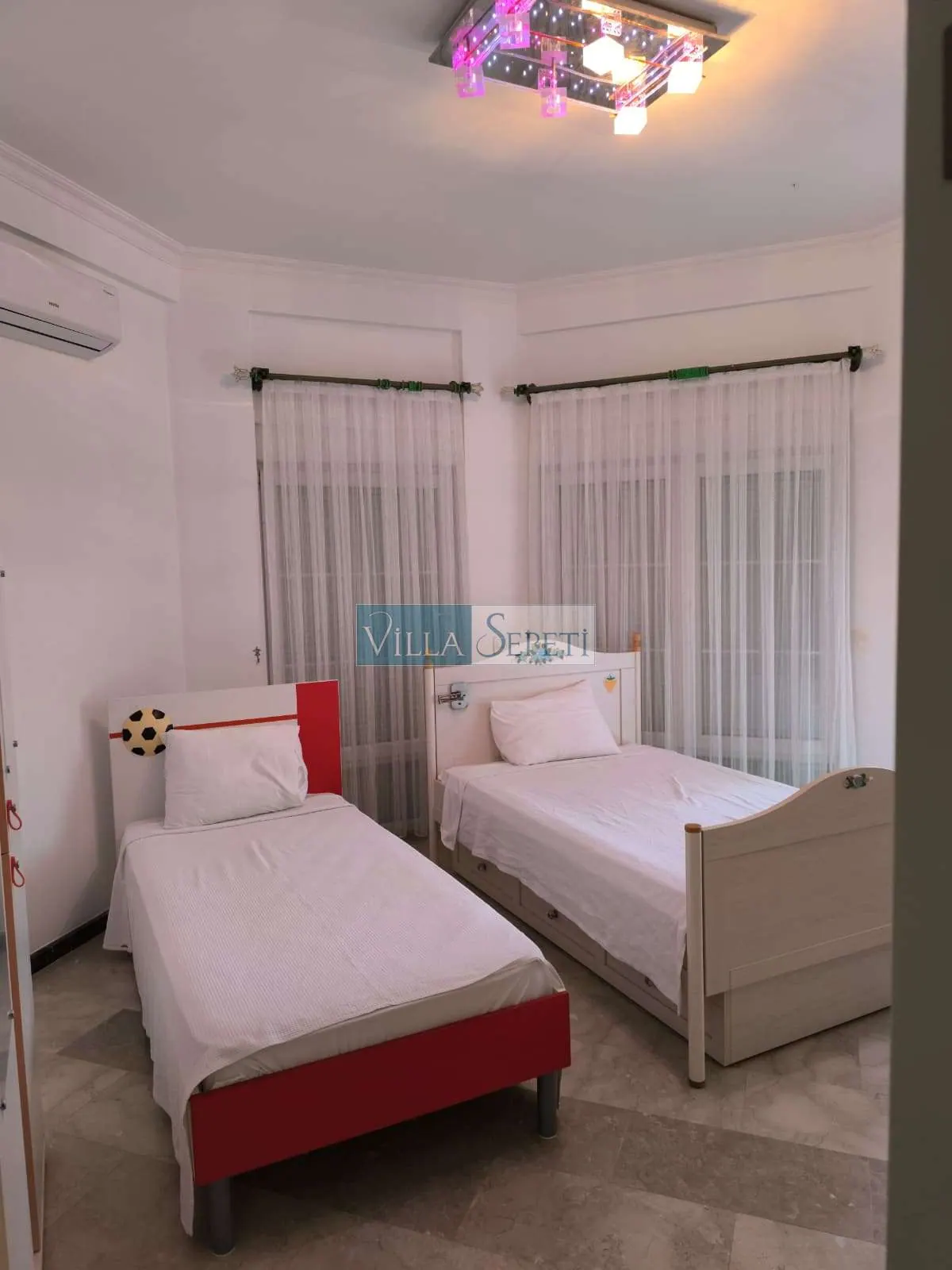 Villa Magic Deluxe 12