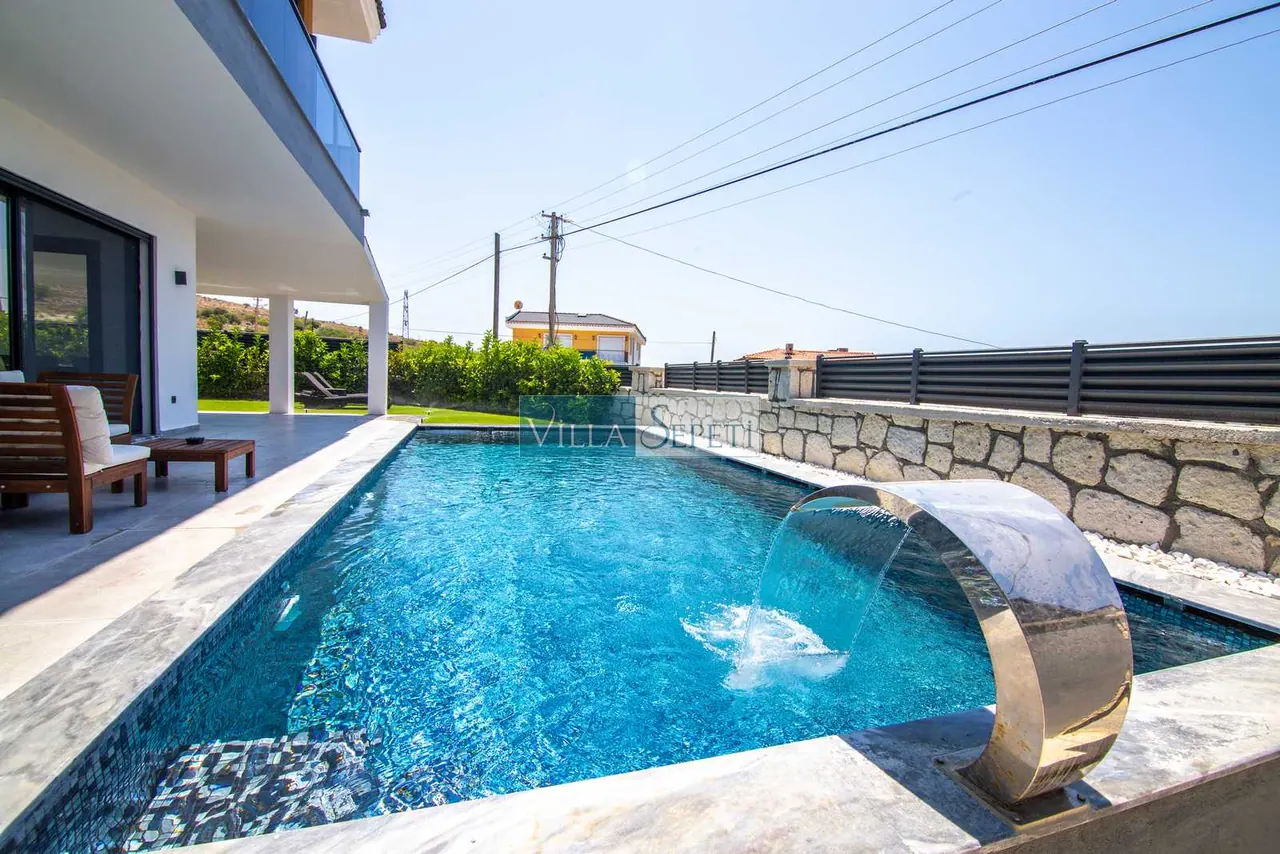 Villa Portofino 4 1