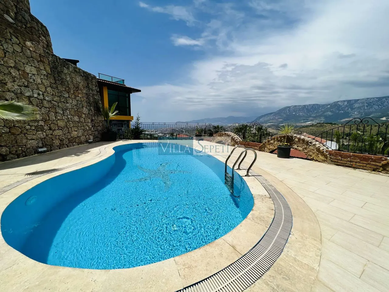 Villa Reddart 2