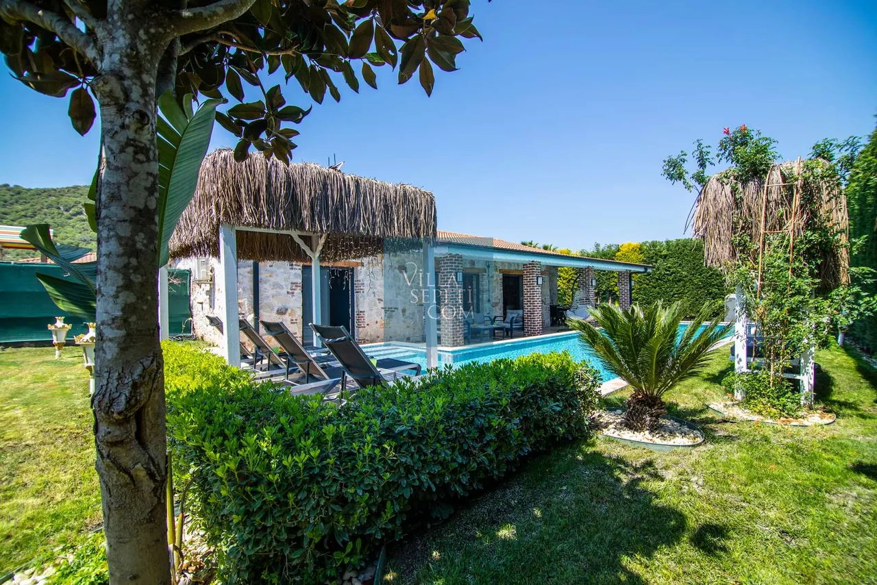 Villa Laluna 2