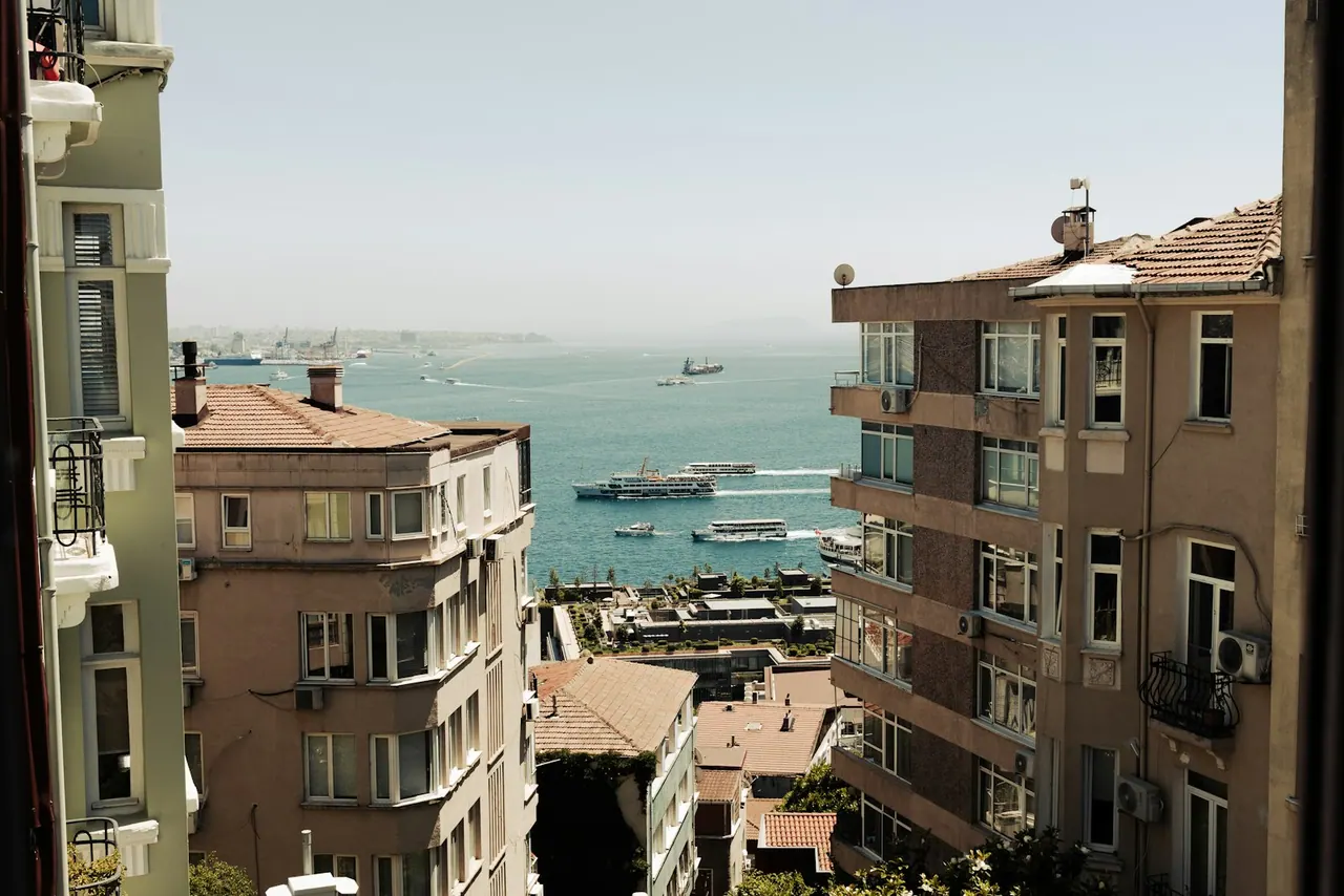 Cihangir Sea View Apartment 1